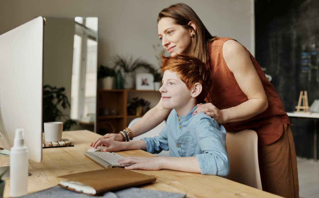 5 Steps to keep your Kids protected on the Internet 5 Steps to keep your Kids protected on the Internet